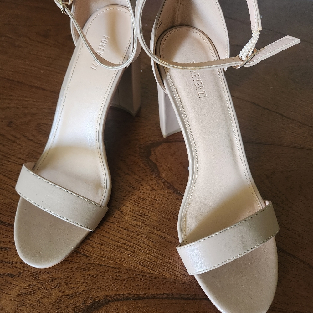Forever 21 nude heels